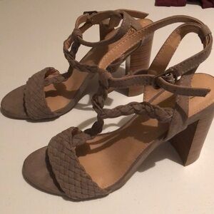 Brash tan suede strappy heels. sz 9 1/2